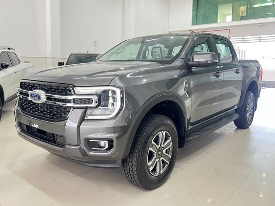 FORD RANGER 3.0 V6 TURBO DIESEL CD XLT 4X4 AUTOMÁTICO FORD RANGER 3.0 V6 TURBO DIESEL CD XLT 4X4 AUTOMÁTICO